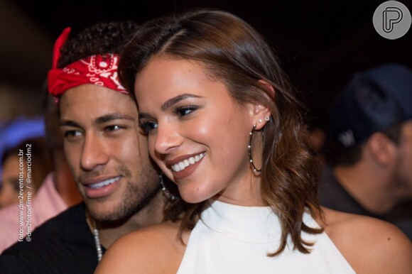 Neymar e Bruna Marquezine têm trocado declarações pelas redes sociais