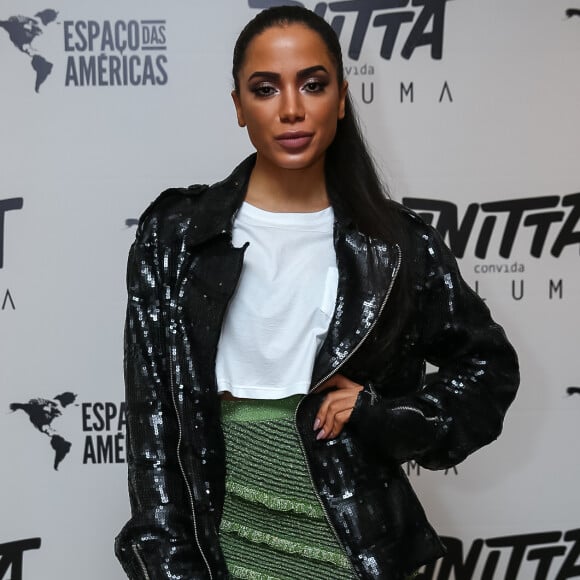 Anitta não teme reprovação do público internacional: 'Eu sou muito feliz com meu país e o meu público. É mais uma tentativa, mesmo, e espero que dê certo'