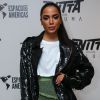 Anitta, investindo na carreira internacional, falou sobre a decisão de cantar em espanhol