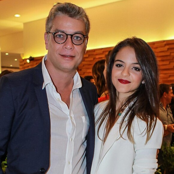 Fabio Assunção trocou declarações de amor com Pally Siqueira no Instagram, na madrugada desta terça-feira, 6 de junho de 2017