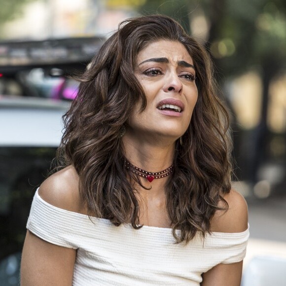 Bibi (Juliana Paes) sofre quando a primeira tentativa de fuga do marido dá errado, na novela 'A Força do Querer'