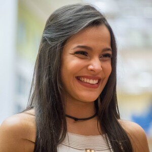 Campeã do 'BBB17', Emilly está morando em apartamento duplex alugado no Rio de Janeiro