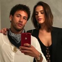Bruna Marquezine e Neymar se divertem em jantar com amigos em LA: 'Rolê'. Vídeo!