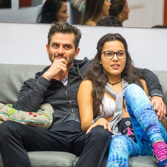 O ex-BBB Marcos foi indiciado por agressão após deixar Emilly com hematomas no braço