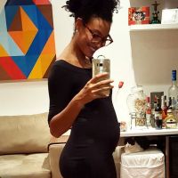 Sheron Menezzes, grávida de 5 meses, engordou 1,5kg: 'Não liberei geral'