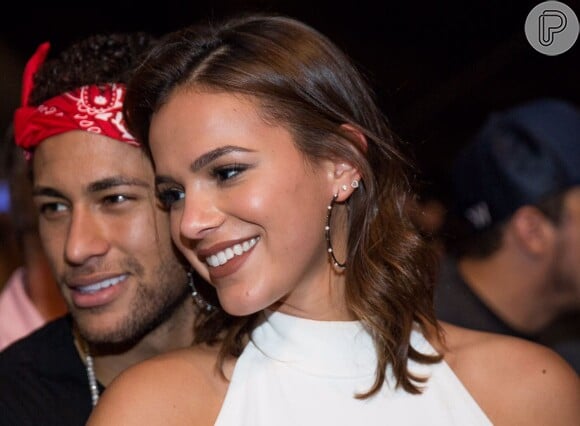 Bruna Marquezine e o namorado, Neymar, curtiram a noite de sexta-feira, 9 de junho de 2017, em uma boate em Las Vegas, nos Estados Unidos