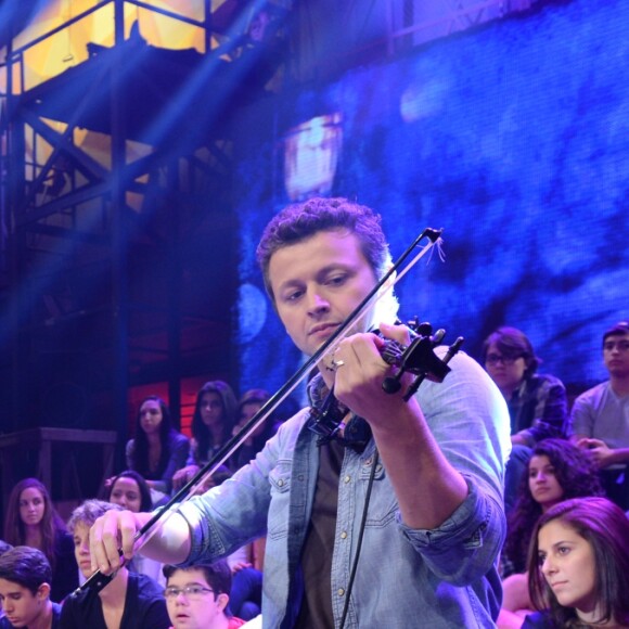 Sandy e Lucas Lima são pais de Theo