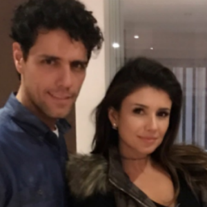 Paula Fernandes se declarou para o namorado, Thiago Arancam, nesta segunda-feira, 12 de junho de 2017