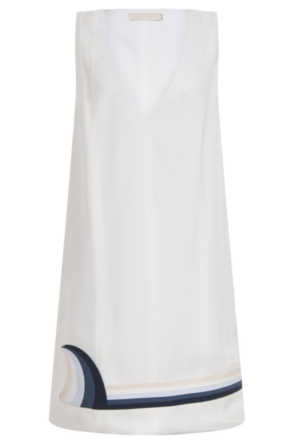 O vestido de Bruna Marquezine é da marca Cris Barros e atualmente está na liquidação no site: de R$ 1.762 por R$ 880,82