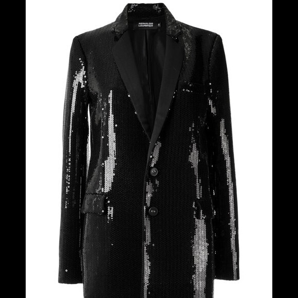 O blazer com paetês usado por Bruna Marquezine leva o nome do estilista brasileiro Reinaldo Lourenço e custa R$ 3.497