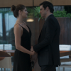 Acreditando que Eric (Mateus Solano) é inocente, Luiza (Camila Queiroz) reata o namoro com ele, na novela 'Pega Pega'