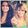 Carolina Dieckmann se despede da personagem Jéssica e posta foto em seu Instagram com a amiga Nanda Costa, em 19 de janeiro de 2013
