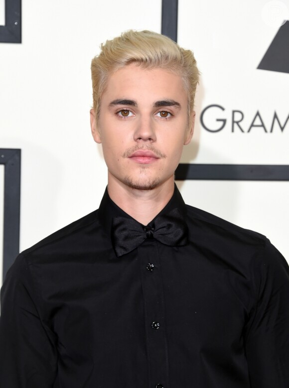Nicolas Prattes foi comparado a Justin Bieber após a mudança de visual