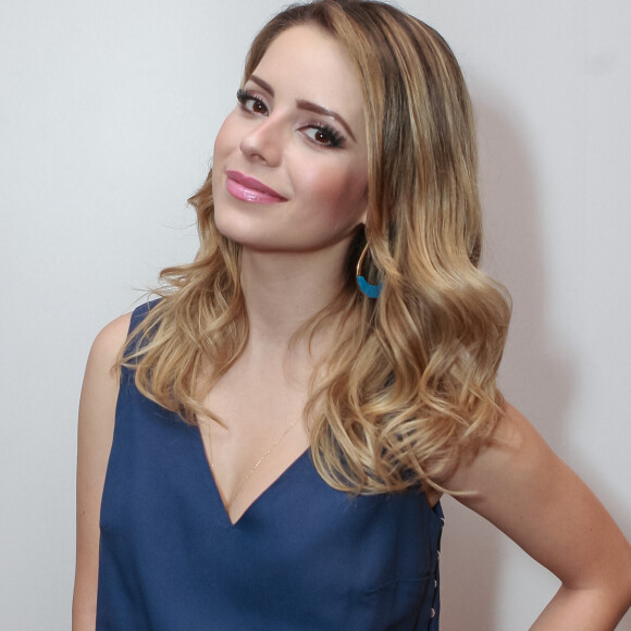 Sandy ainda brincou sobre nunca ter levado 'toco' na vida