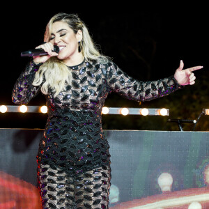 A cantora Naiara Azevedo disse que perdeu peso por motivos de saúde