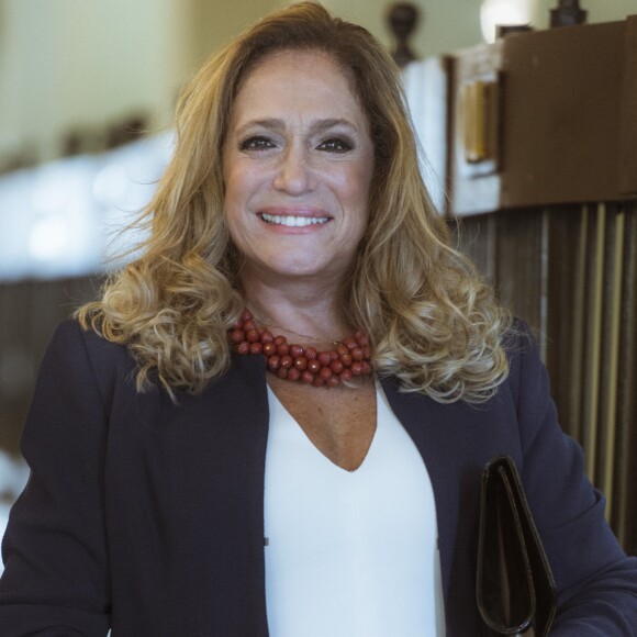 Susana Vieira disse que não há necessidade de exibir o namorado na mídia