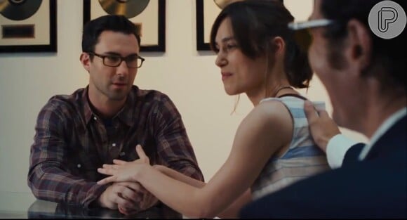 Adam Levine interpreta um astro do rock em ascensão em sua estreia no cinema, no filme 'Begin Again'