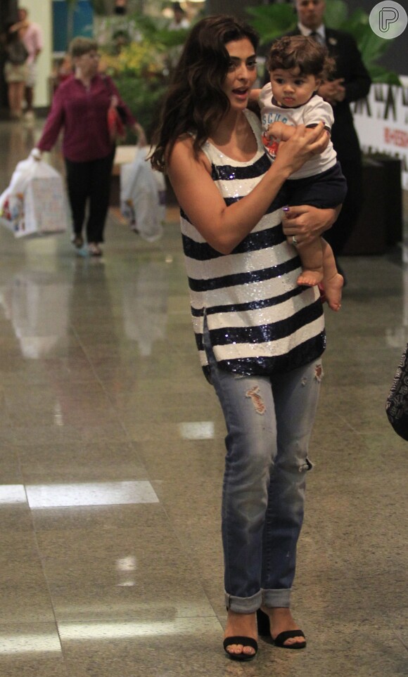 Juliana Paes com Antônio: 'Não sou uma mãe perfeita'