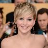 Jennifer Lawrence se engasga com comprimidos e é salva no set das filmagens de 'Jogos Vorazes', em 7 de abril de 2014