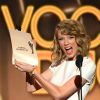 Taylor Swift levou o prêmio de 'Vídeo do Ano' por sua parceria com Keith Urban e Tim McGraw em 'Highway Don't Care'