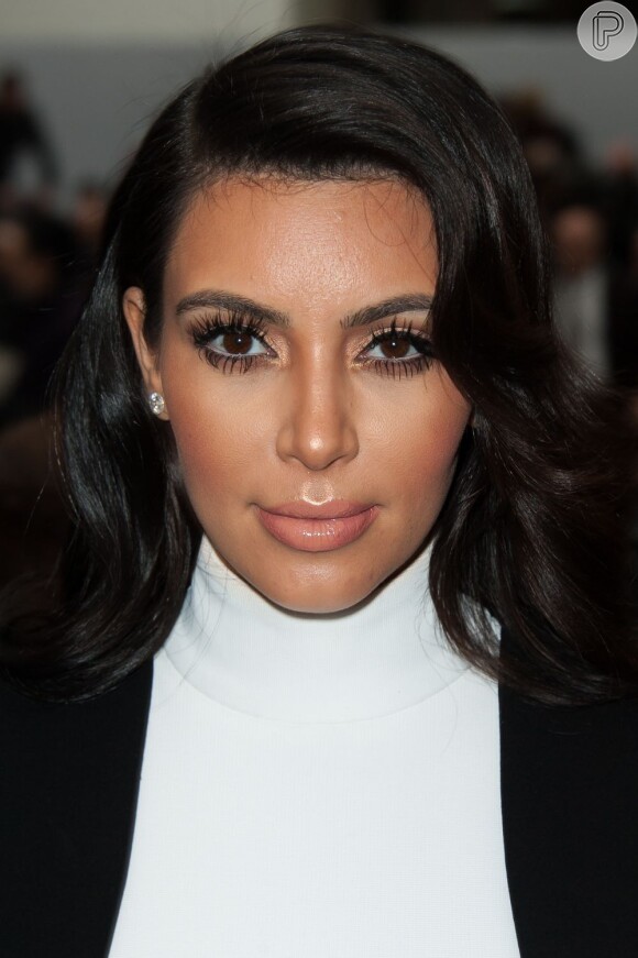 Gravidez de Kim Kardashian supera expectativas dos médicos, disse ela em entrevista em janeiro de 2013