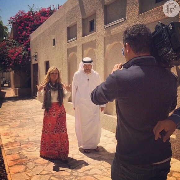 Eliana posta foto de viagem a Dubai, nos Emirados Árabes; apresentadora está no país para gravar reportagens para o seu programa na Record