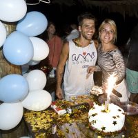 Bruno Gagliasso lança site e ganha festa de aniversário em Fernando de Noronha