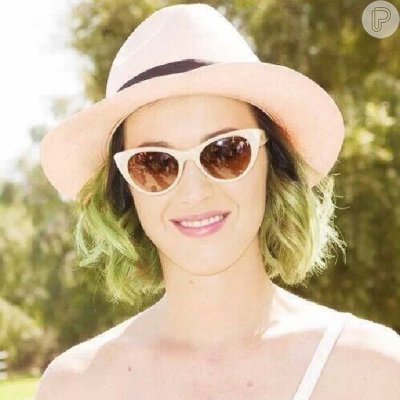 Katy Perry está feliz solteira e não pensa em começar um novo relacionamento tão cedo