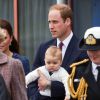 Kate Middleton, príncipe William e George viajam com intiuto de apresentar o bebê real à Nova Zelândia e Austrália