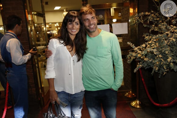 Marcelo Faria e a mulher, a atriz Camila Lucciola, também conferiram a estreia do espetáculo