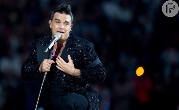 Robbie Williams já é pai de Theodora Rose, que nasceu em 2012