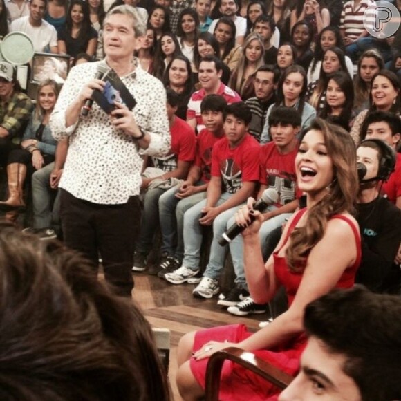 Bruna Marquezine participou do programa 'Altas Horas' neste sábado, 3 de maio de 2014