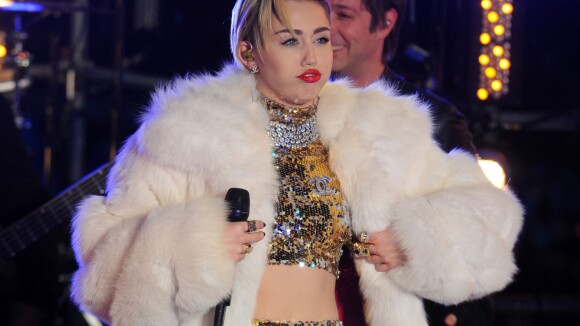 Miley Cyrus recusa convites para substituir Christina Aguilera no 'The Voice'