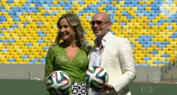 Claudia Leitte faz parceria com o rapper Pittbull e Jennifer Lopez; trio canta música tema da Copa do Mundo