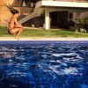 Recuperada, Isis Valverde dá salto em piscina durante tarde de folga 17 de maio de 2014