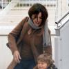 Penelope Cruz passeia com o pequeno Leo, seu filho de um ano e meio com Javier Bardem