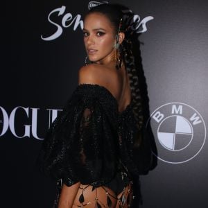 Neymar elogia Bruna Marquezine em foto de look em comentário nesta sexta-feira, dia 02 de fevereiro de 2018