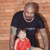 'Estou gravando um projeto para lançar dez vídeos com o meu filho até o aniversário dele de dois anos', disse ex-BBB Fernando Medeiros
