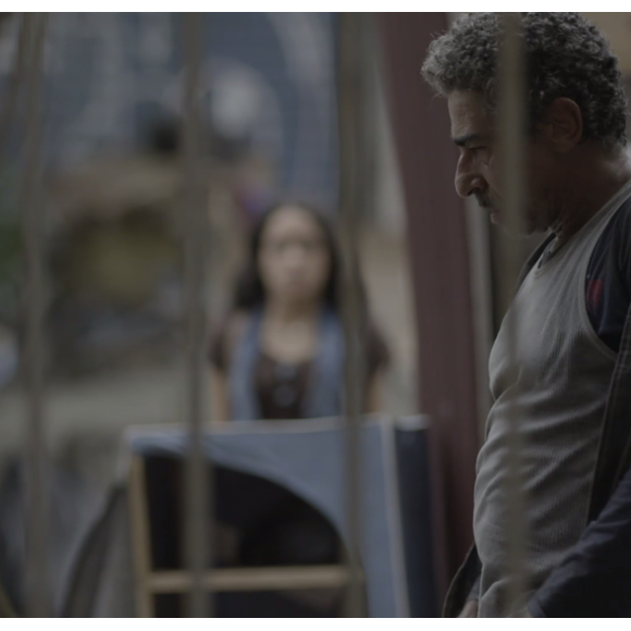 Na novela 'Malhação - Viva a Diferença', Tato (Matheus Abreu) ficará assustado ao ver o seu pai como morador de rua