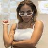 Anitta fez lipoaspiração no abdômen durante as correções 