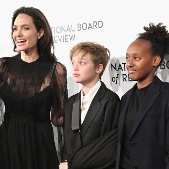 Angelina Jolie criticou a política de imigração de Donald Trump. O presidente dos Estados Unidos limitou os direitos daqueles que começaram a viver no país na infância