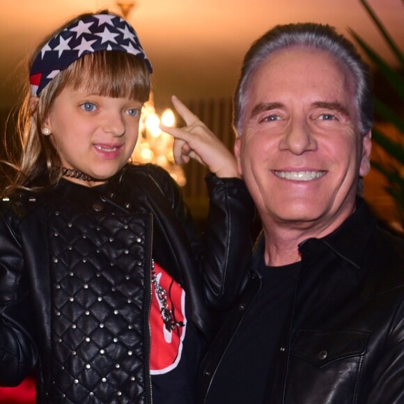 'Rafaella Justus me disse assim: 'Agora estou rica, pai', contou Roberto Justus ao falar para a filha do cachê que recebeu para gravar série infantil