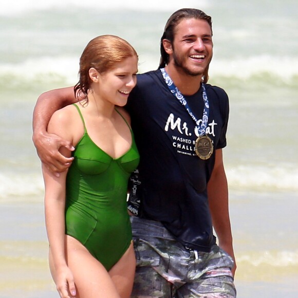 Isabella Santoni falou que prefere não rotular a relação com Caio Vaz