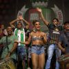 Juliana Paes, rainha da Grande Rio, representará o famoso 'troféu abacaxi' com sua fantasia