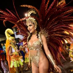 Daniela Albuquerque, rainha da Tucuruvi, destacou a superação da escola de samba, que teve 90% dos adereços queimados