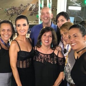 'Só hoje cheguei decidida e falei que ia abalar o Brasil. Está linda demais! Fátima Bernardes ficou muito feliz com o resultado! Está linda, radiante!', completou Mel Paladino