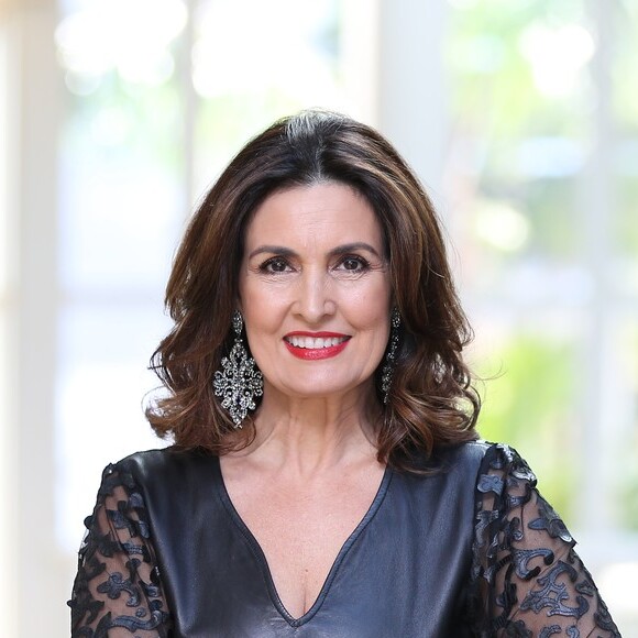 Fátima Bernardes pode ganhar título de cidadã pernambucana por divulgar a cultura local