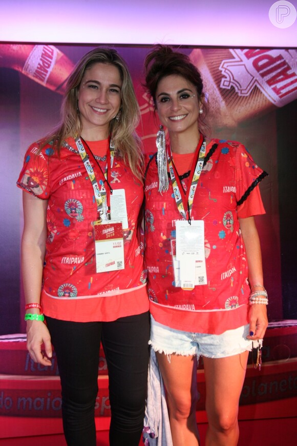 Fernanda Gentil e a namorada, Priscila Montandon, se divertiram no Camarote Itaipava Rio