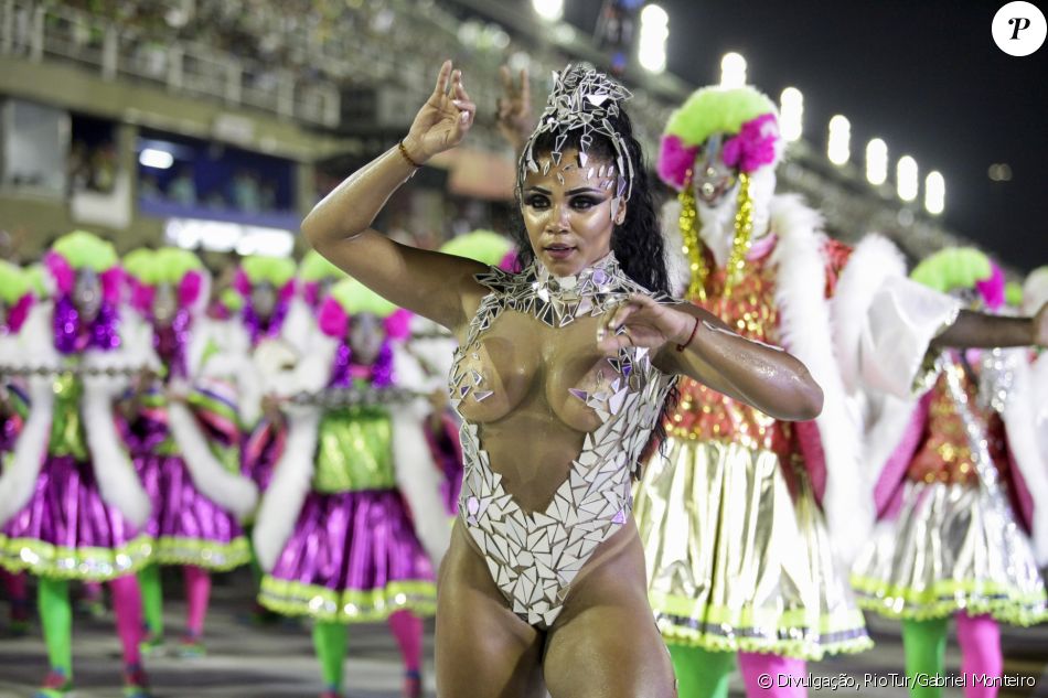 Resultado de imagem para rainha da bateria da mangueira 2019 imagens