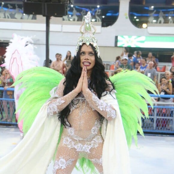 'Acho que isso me traz de volta mais uma vez a Elis Miranda', afirma Silvero Pereira em entrevista ao Purepeople